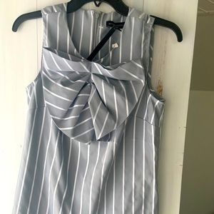 Sleeveless blouse - new with tags